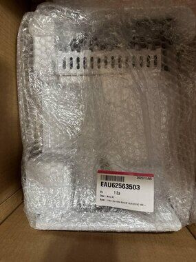 EAU62563503 ice maker BRAND NEW ORIGINAL with receipt SEALED